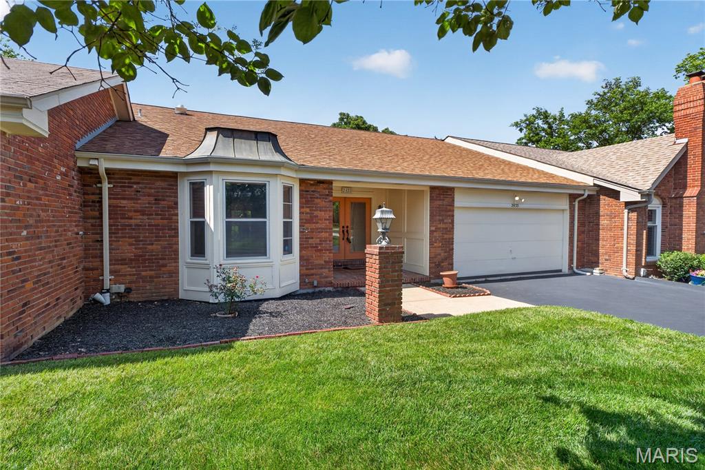 Photo of 2435 Baxton Way Chesterfield MO 63017