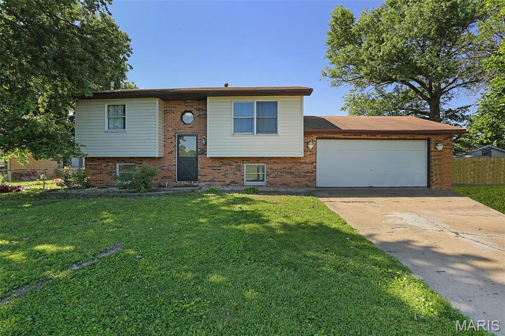 Photo of 72 University Drive Granite City IL 62040