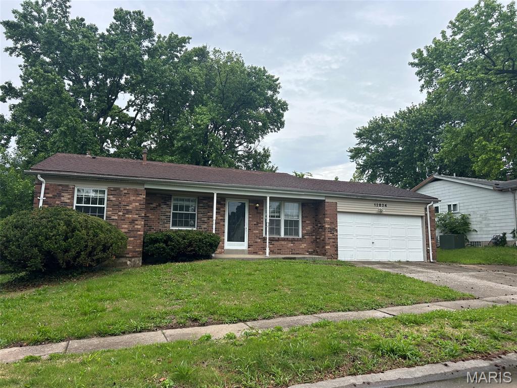 Photo of 12834 Fox Haven Drive Florissant MO 63033