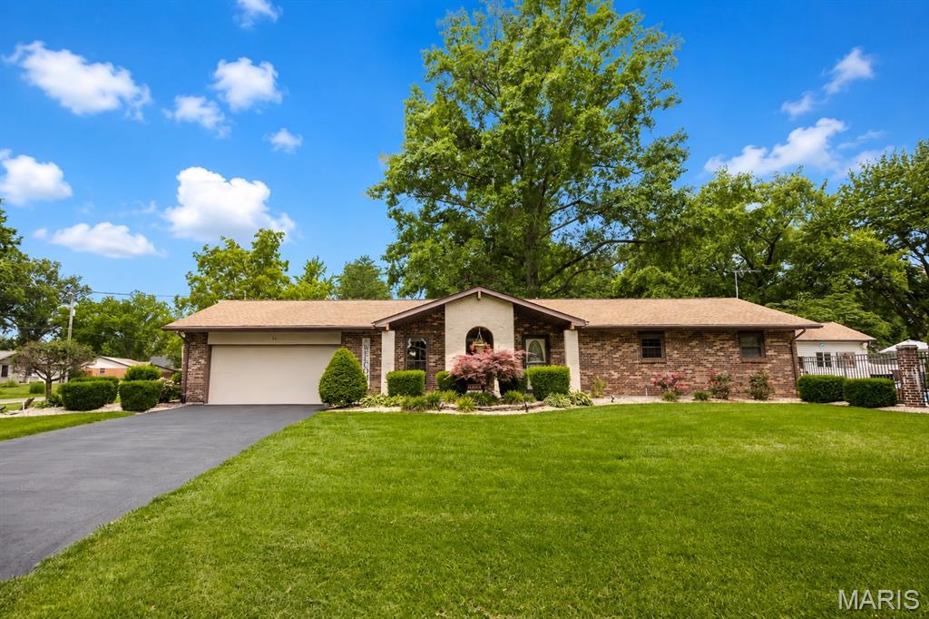 Photo of 11 Lakeview Drive Freeburg IL 62243