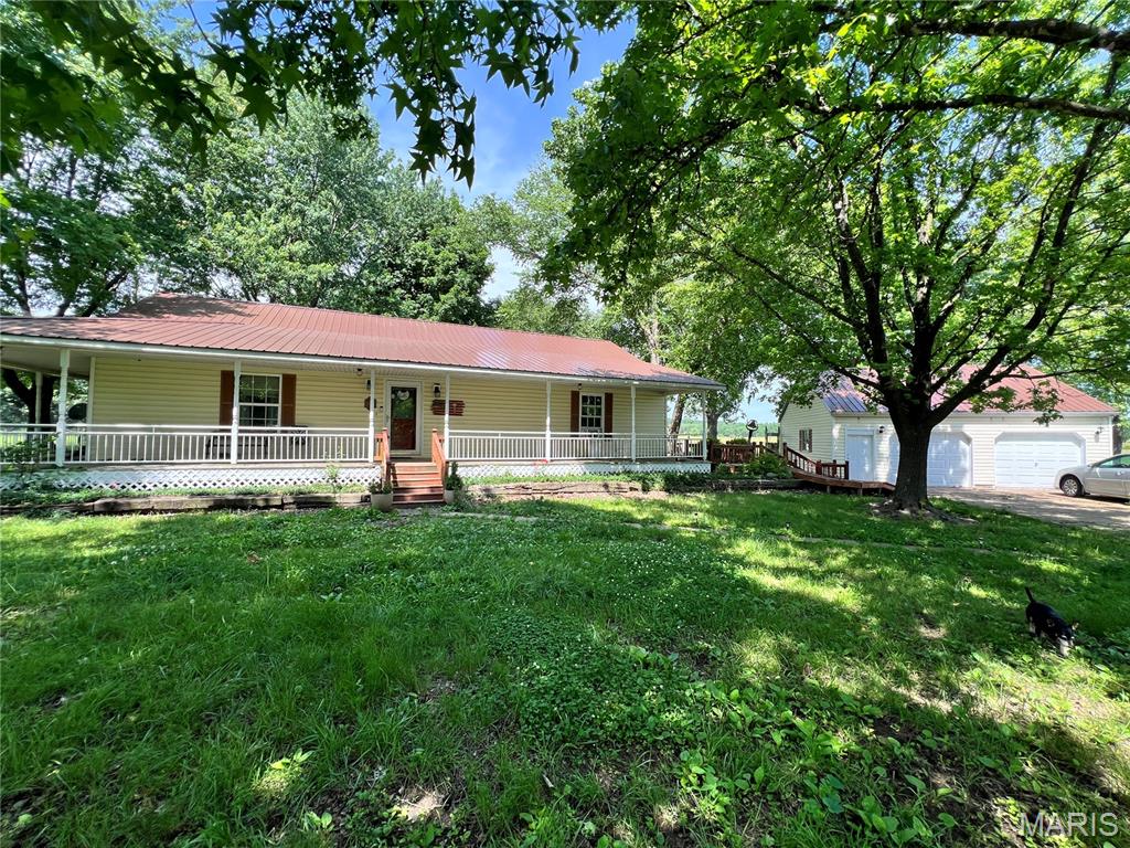 Photo of 13911 Challenger Drive Dixon MO 65459