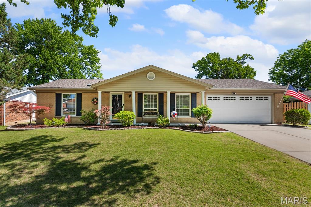 Photo of 11805 Birmington Drive Bridgeton MO 63044