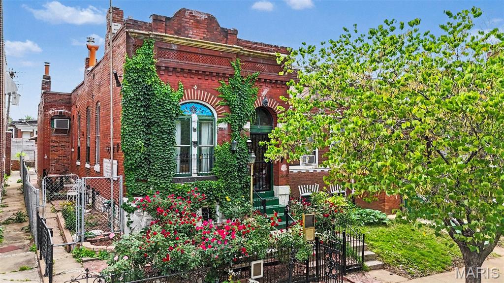 Photo of 3316 Itaska Street St Louis MO 63111