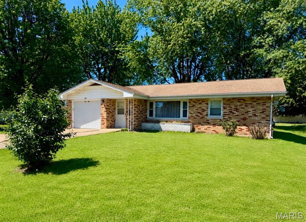 Photo of 804 S Apple Avenue Belle MO 65013