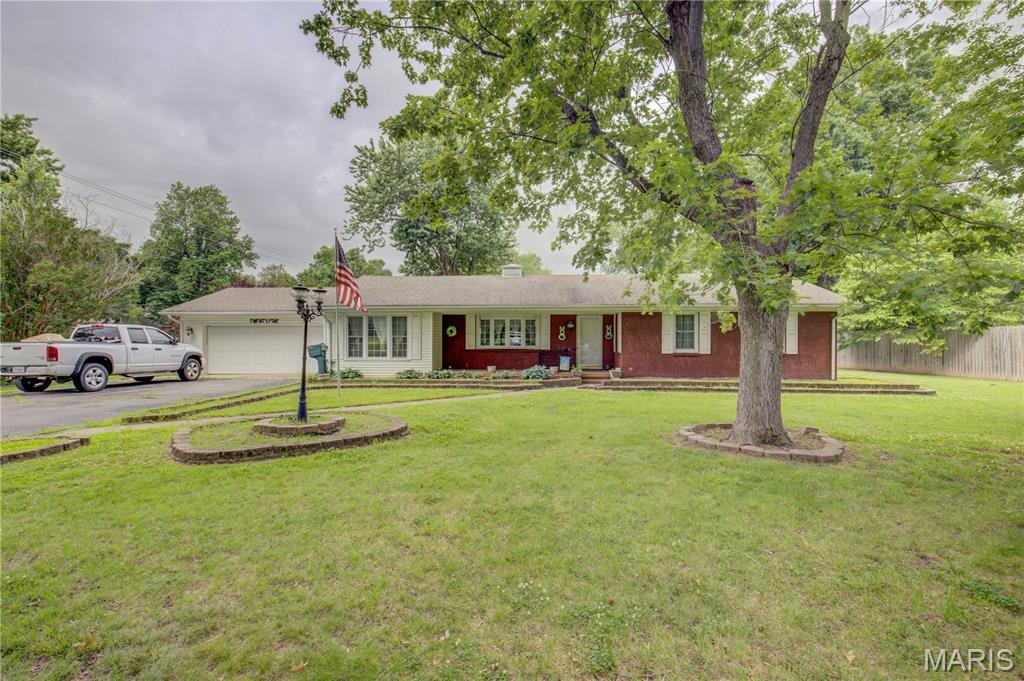 Photo of 25 Green Meadow Dr Sikeston MO 63801
