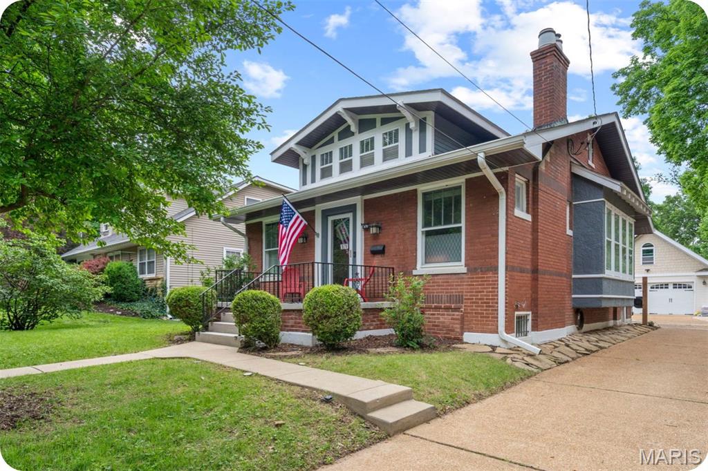Photo of 879 Greeley Avenue St Louis MO 63119