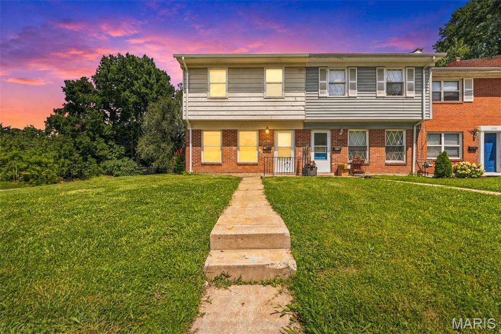 Photo of 1001 Pine Street St Charles MO 63301