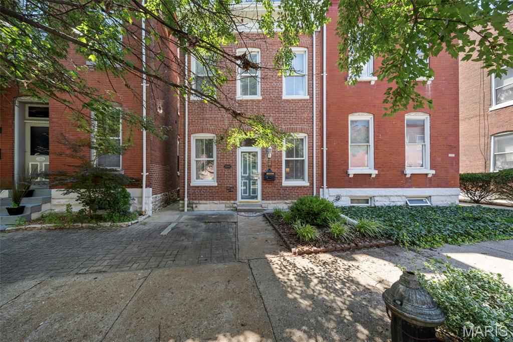 Photo of 2835 McNair Avenue St Louis MO 63118