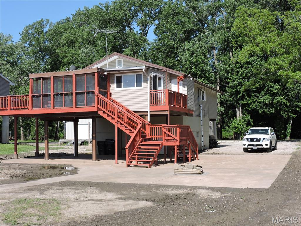 Photo of 334 N River Rd Elsberry MO 63343
