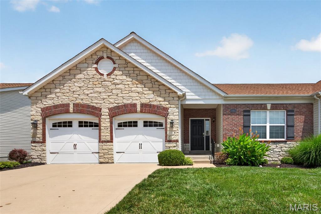 Photo of 141 Amiot Court Chesterfield MO 63146