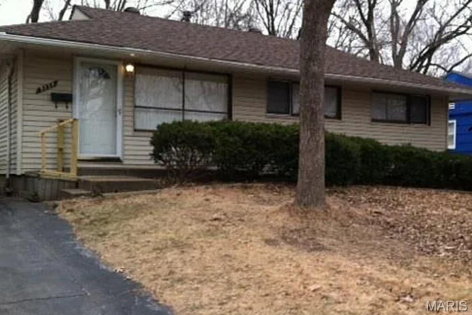 Photo of 9754 Millburn Drive St Louis MO 63136