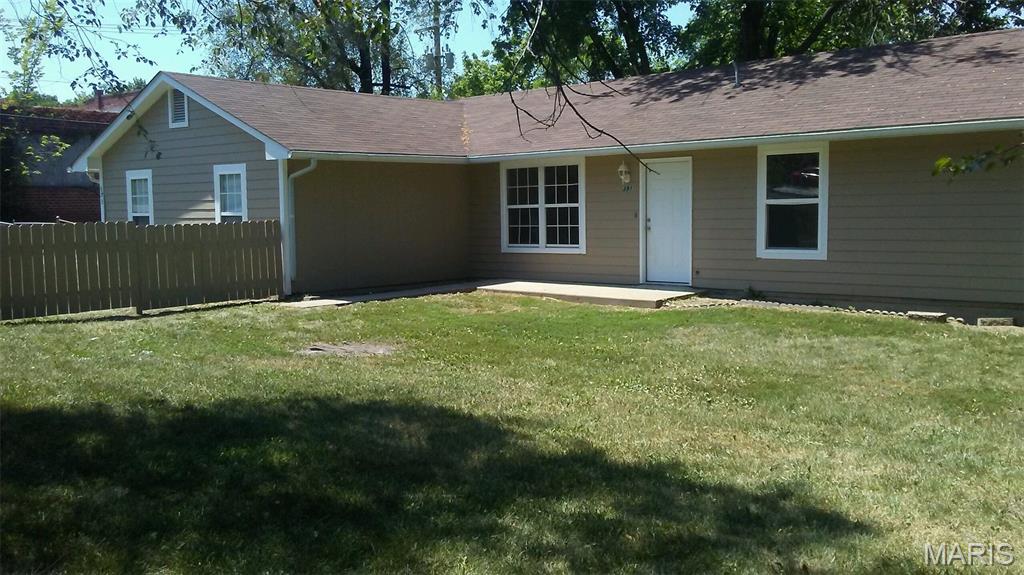Photo of 391 W Wood Street Troy MO 63379