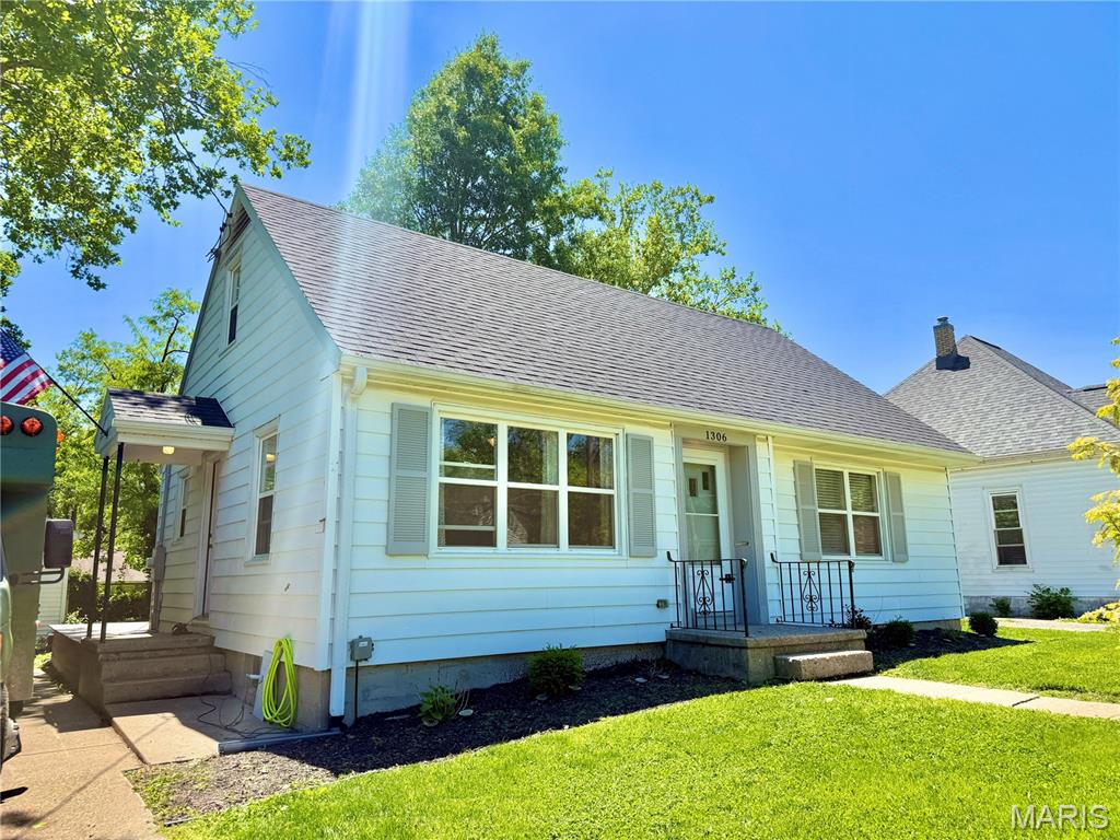Photo of 1306 Pollock Road Mexico MO 65265