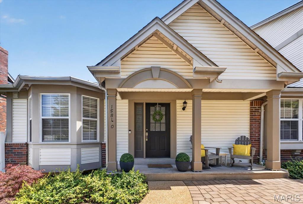 Photo of 15810 Harris Ridge Court Chesterfield MO 63017