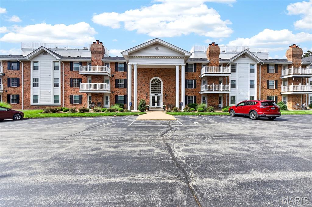 Photo of 312 Clayton Crossing Drive #204 Ellisville MO 63011