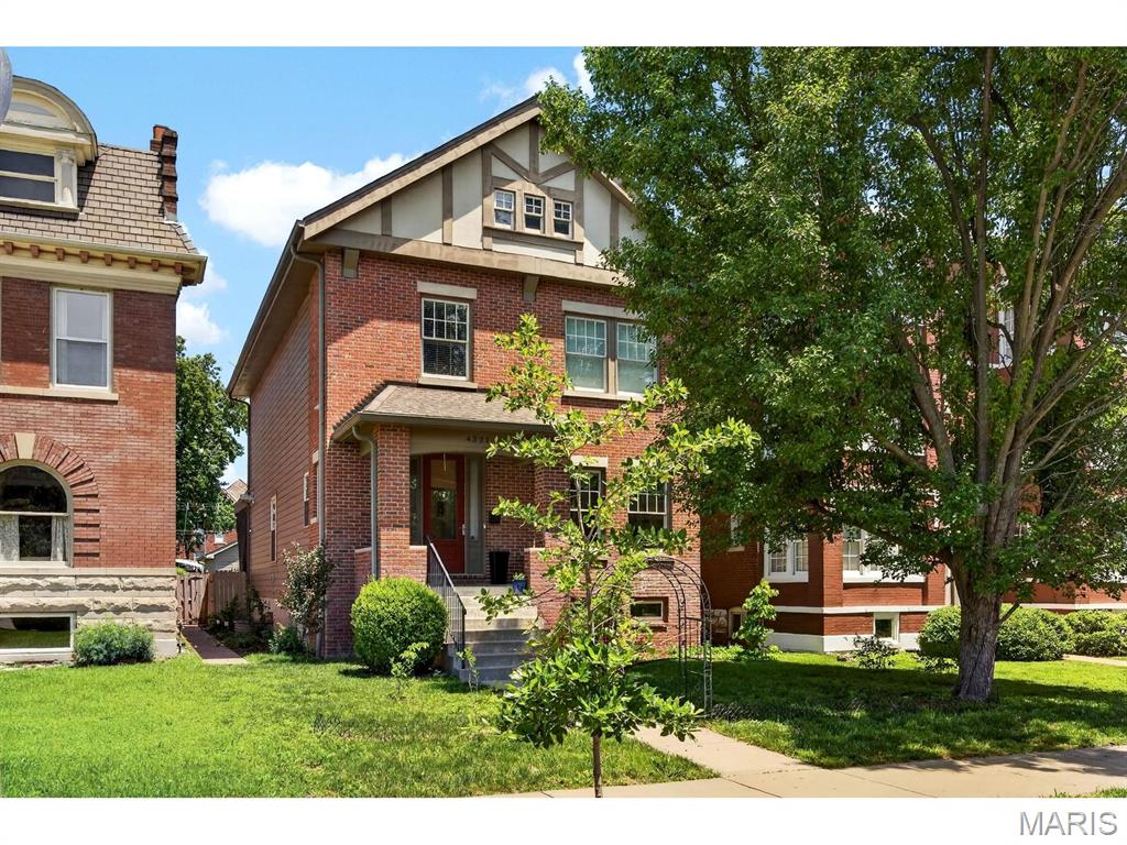 Photo of 4321 Maryland Avenue St Louis MO 63108