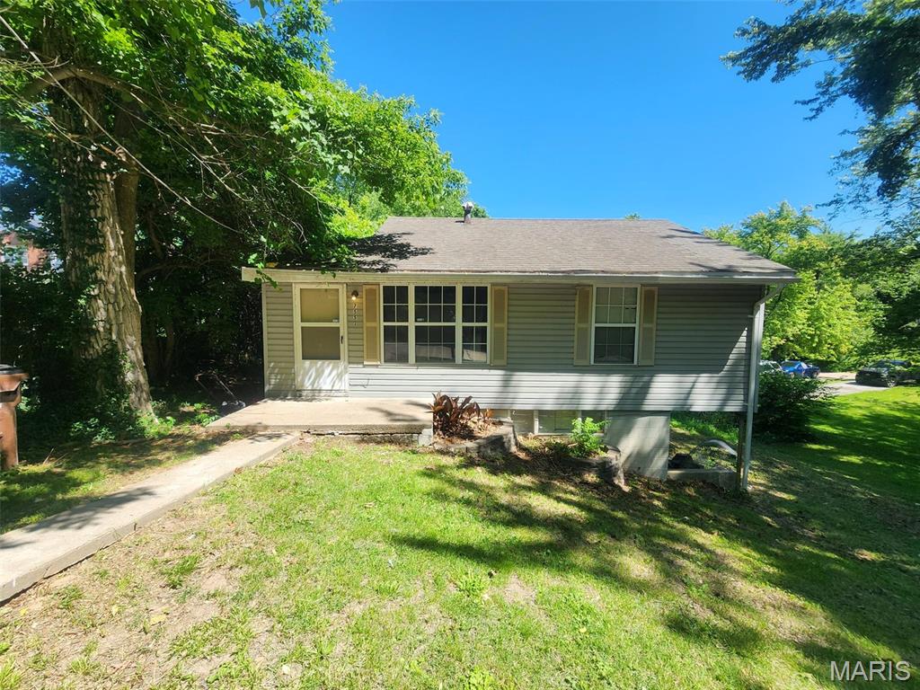 Photo of 7551 Castro Drive St Louis MO 63135