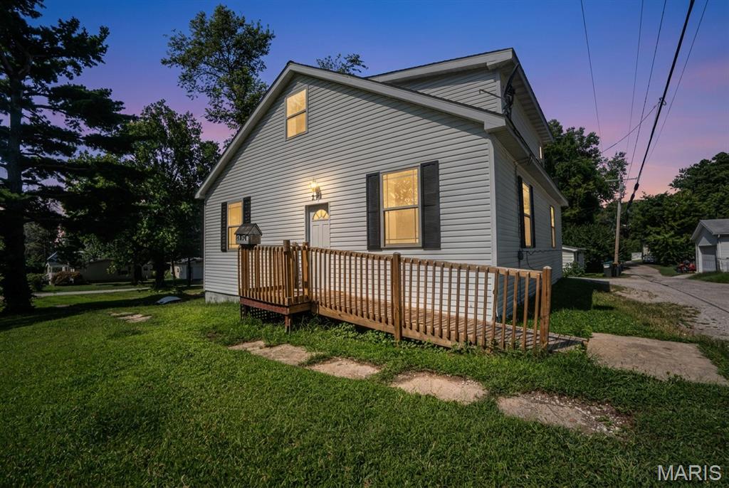 Photo of 251 7th Street Carlyle IL 62231