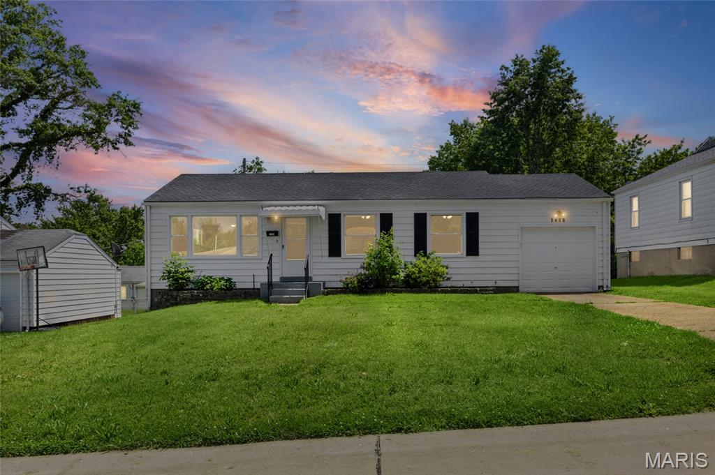 Photo of 1410 Akron Drive Bellefontaine Nghbrs MO 63137