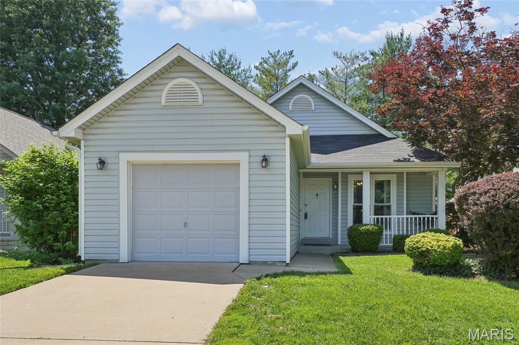 Photo of 1121 Wild Plum Drive St Peters MO 63303