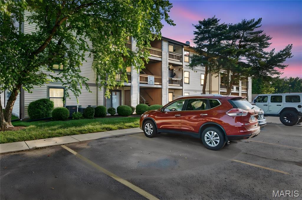 Photo of 1423 Summergate Parkway #H St Charles MO 63303