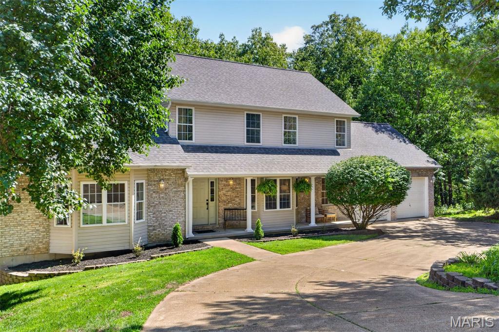 Photo of 5012 Oak Bluff Drive High Ridge MO 63049