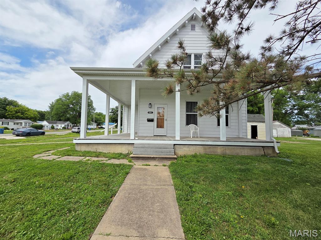 Photo of 701 N 7th Street Canton MO 63435