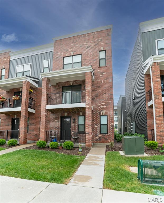 Photo of 5004 Daggett Avenue St Louis MO 63110
