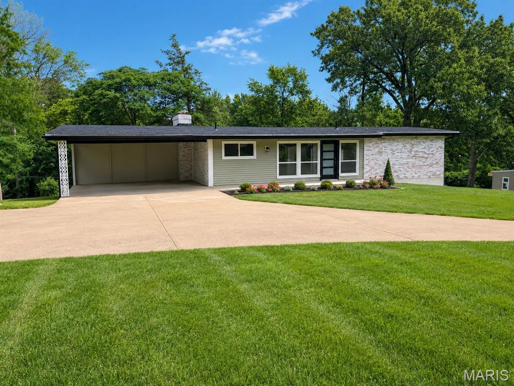 Photo of 2431 Trossock Lane Kirkwood MO 63122