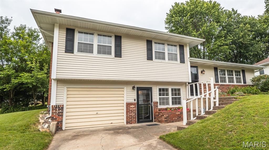 Photo of 8 Peachtree Lane Rolla MO 65401