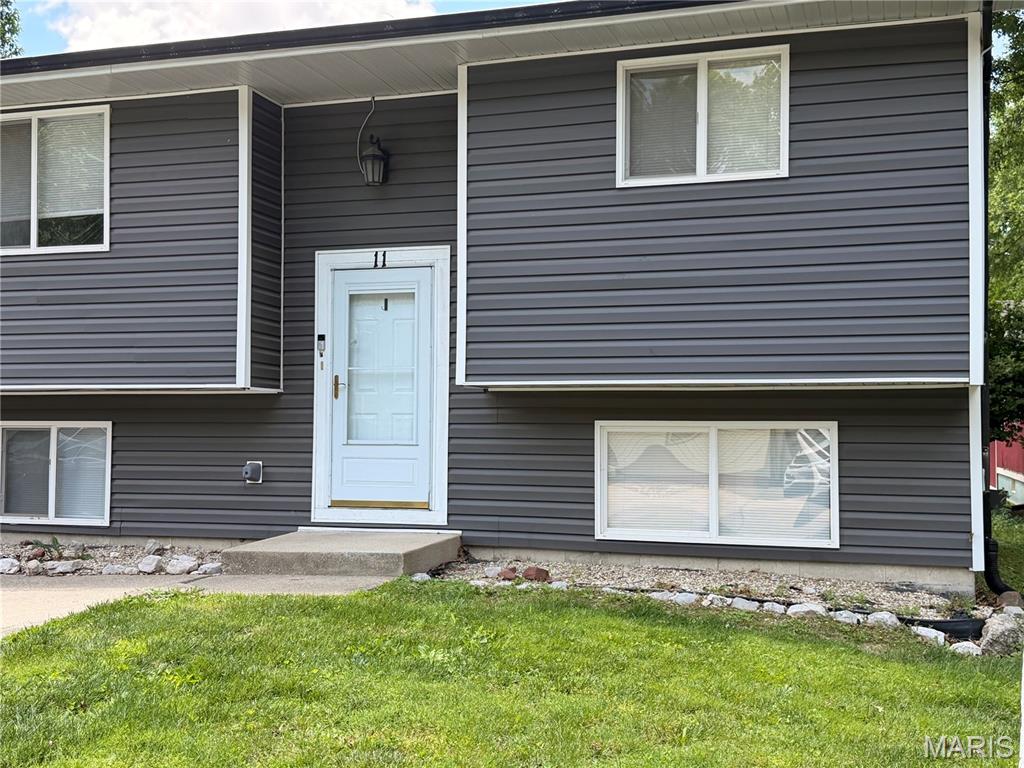 Photo of 11 Saddlewood Lane Glen Carbon IL 62034