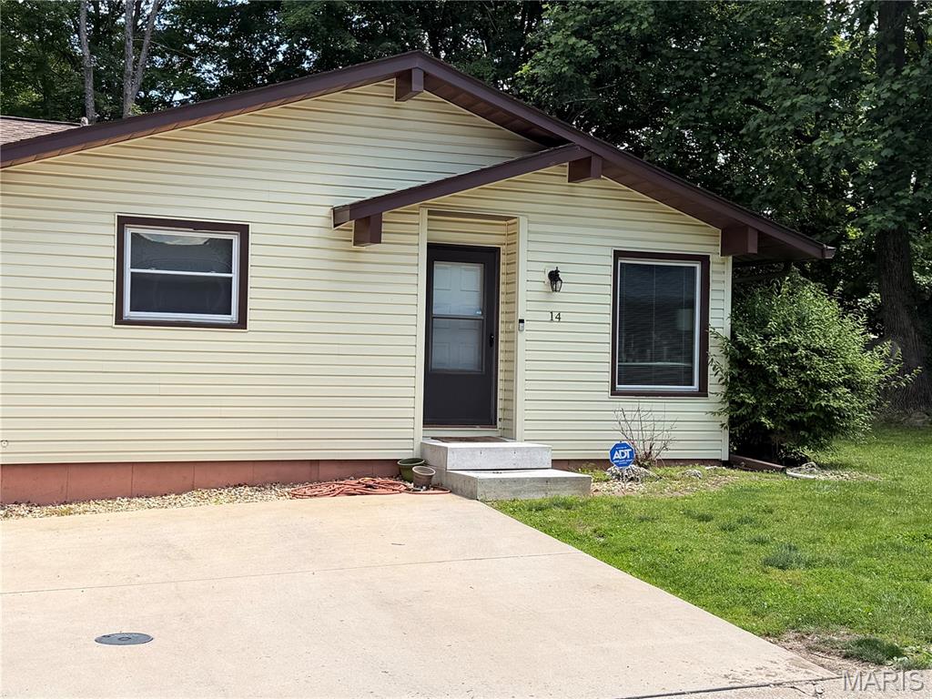 Photo of 14 Saddlewood Lane Glen Carbon IL 62034