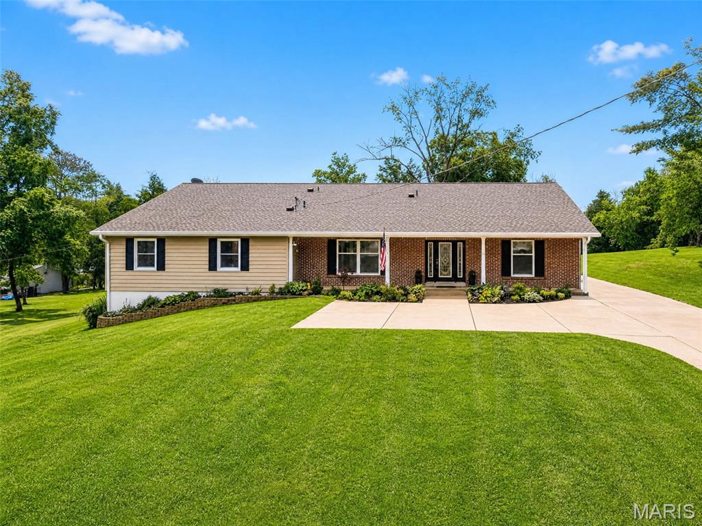 Photo of 14 Ferndale Drive Fenton MO 63026