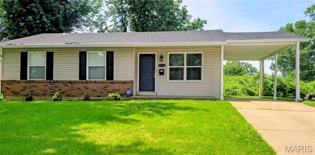 Photo of 430 Lemondale Lane Florissant MO 63031