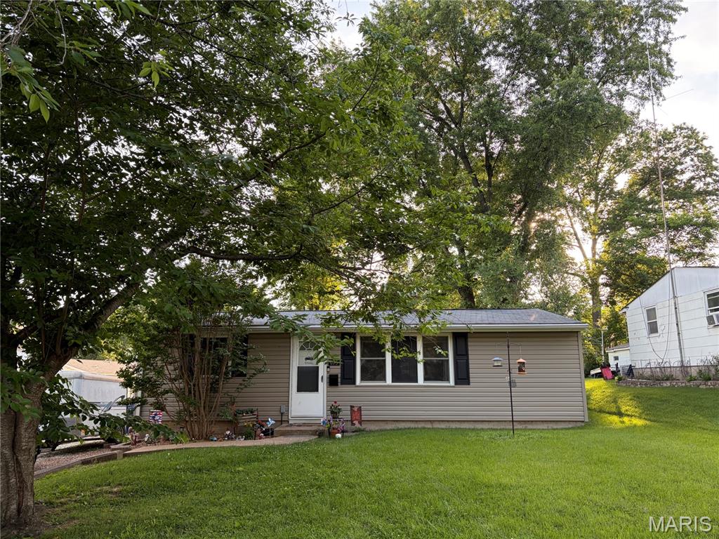Photo of 675 Linden Lane Washington MO 63090