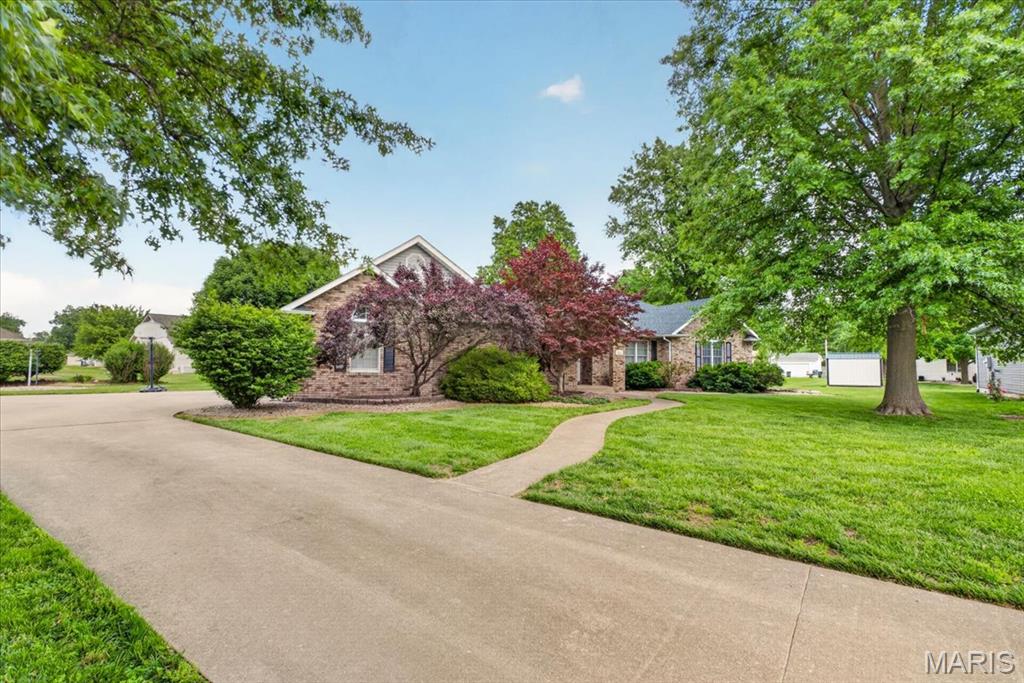 Photo of 306 Marty Graten Court Hamel IL 62046
