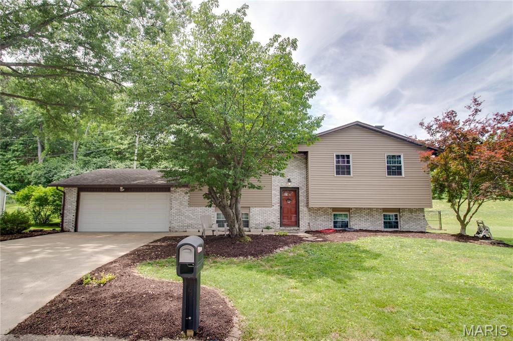 Photo of 5204 Pin Oak Drive Alton IL 62002