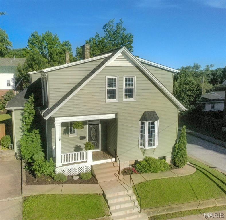 Photo of 330 S 6th Street St Charles MO 63301