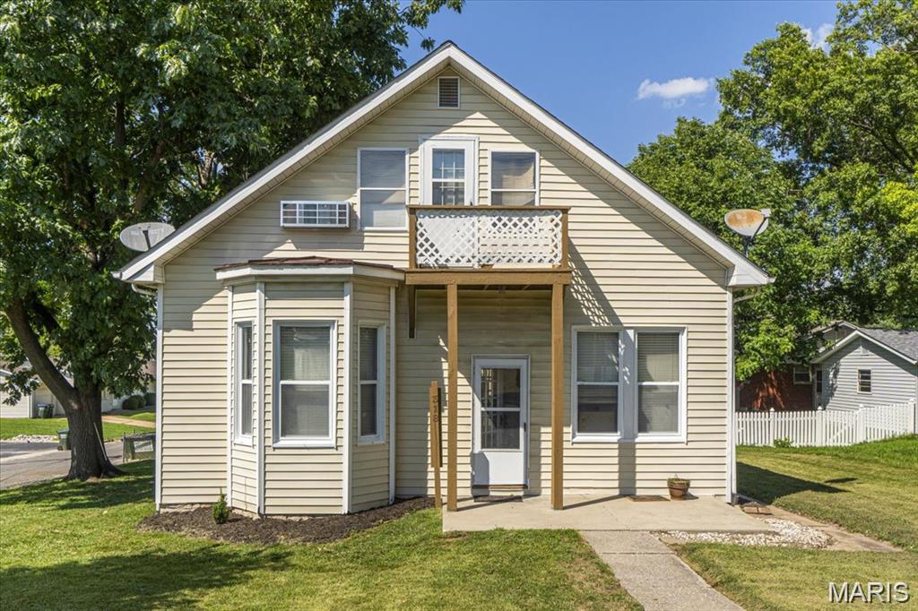 Photo of 214 E Market Street Columbia IL 62236