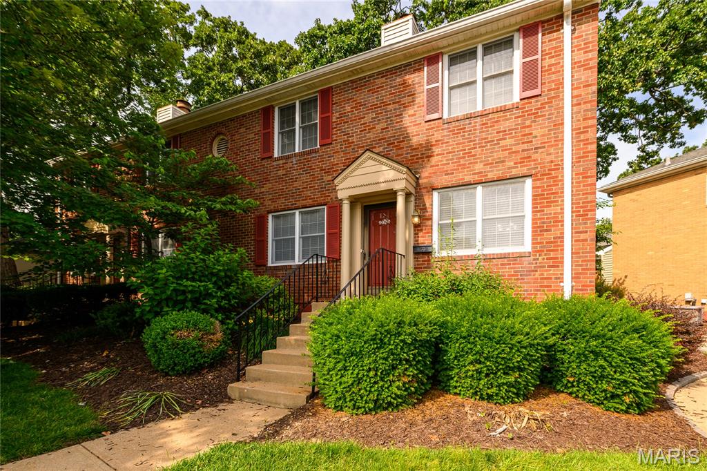 Photo of 9024 W Swan Circle Brentwood MO 63144