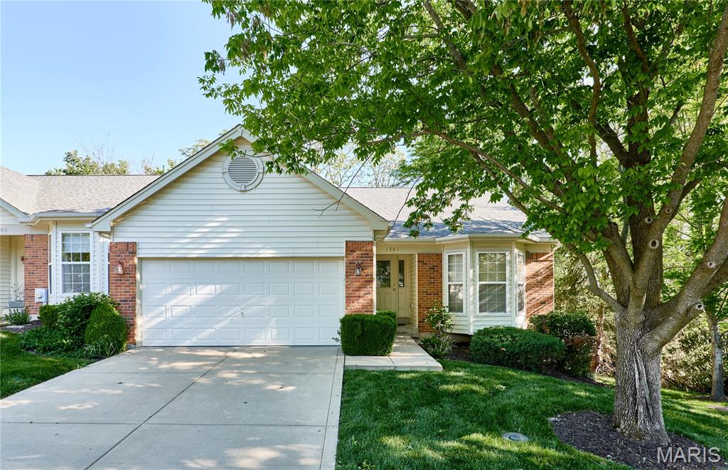Photo of 1301 Kensington Way Drive Ellisville MO 63011