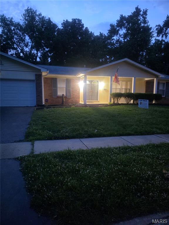 Photo of 12971 Mayerling Drive Creve Coeur MO 63146
