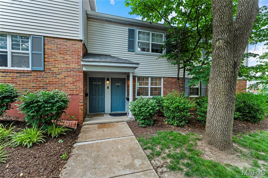 Photo of 9102 W Swan Circle Brentwood MO 63144