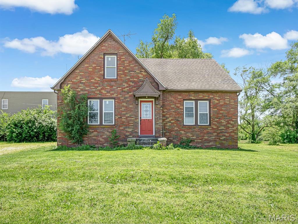 Photo of 1526 W Saint Louis Street Nashville IL 62263