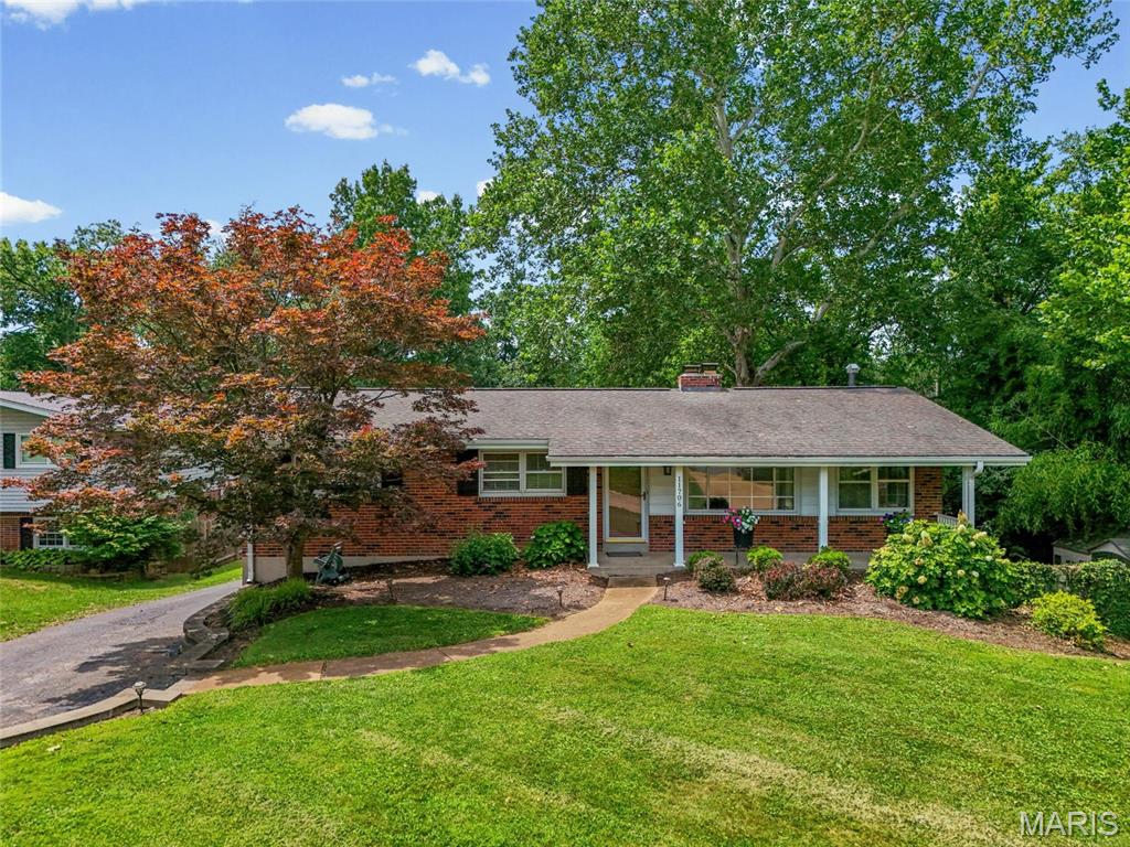 Photo of 11706 Doverhill Drive Sunset Hills MO 63128
