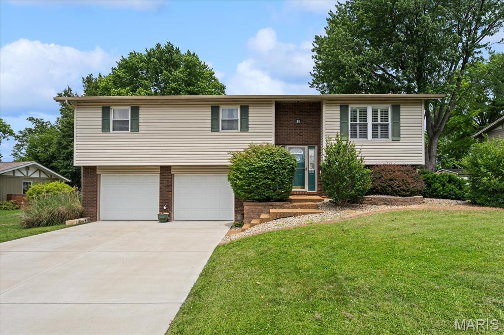 Photo of 409 Chapel Drive Collinsville IL 62234