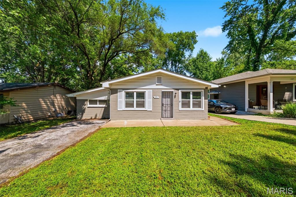 Photo of 191 Bascom Drive Hazelwood MO 63135