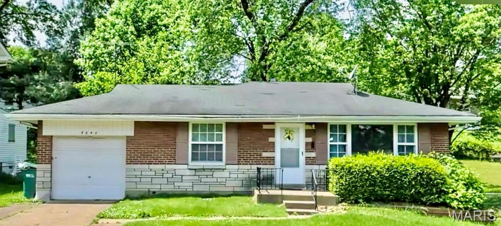 Photo of 9845 Delhi Drive Bellefontaine Nghbrs MO 63137
