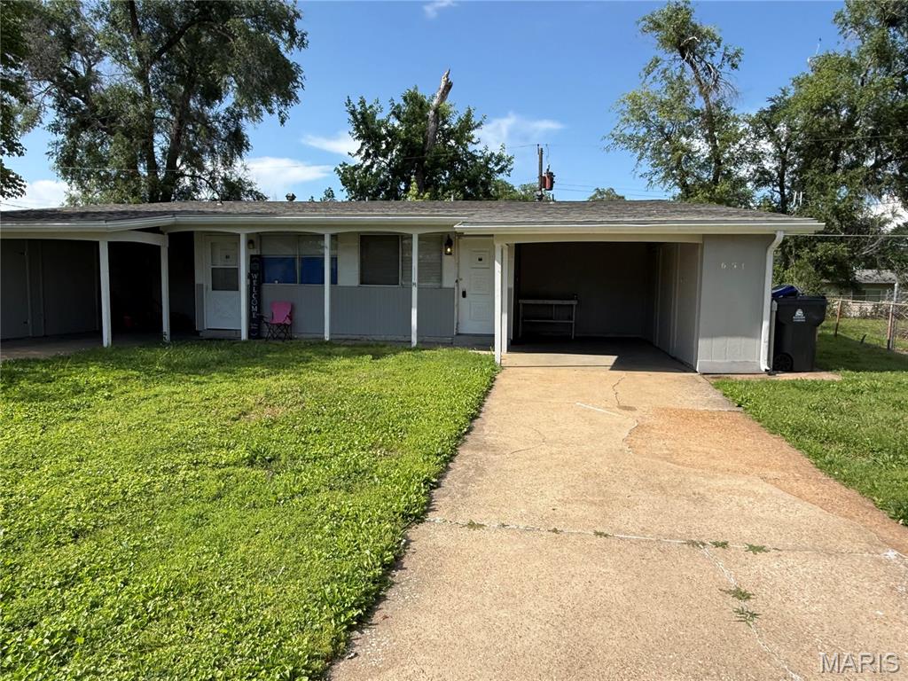 Photo of 651 Southwell Lane Florissant MO 63031