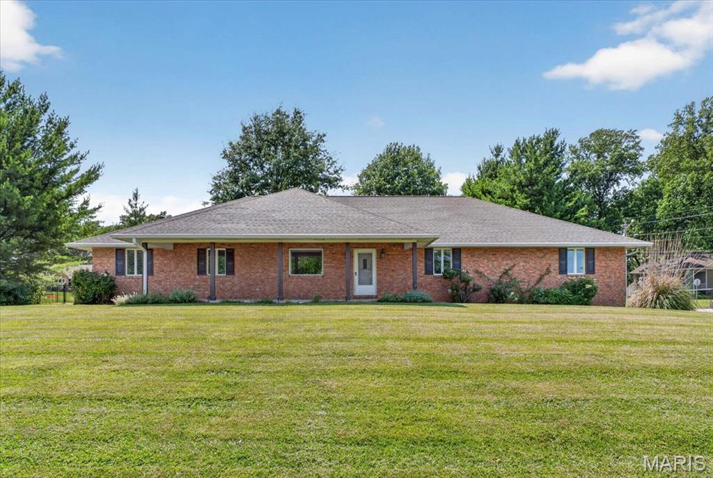 Photo of 101 Polo Run Waterloo IL 62298